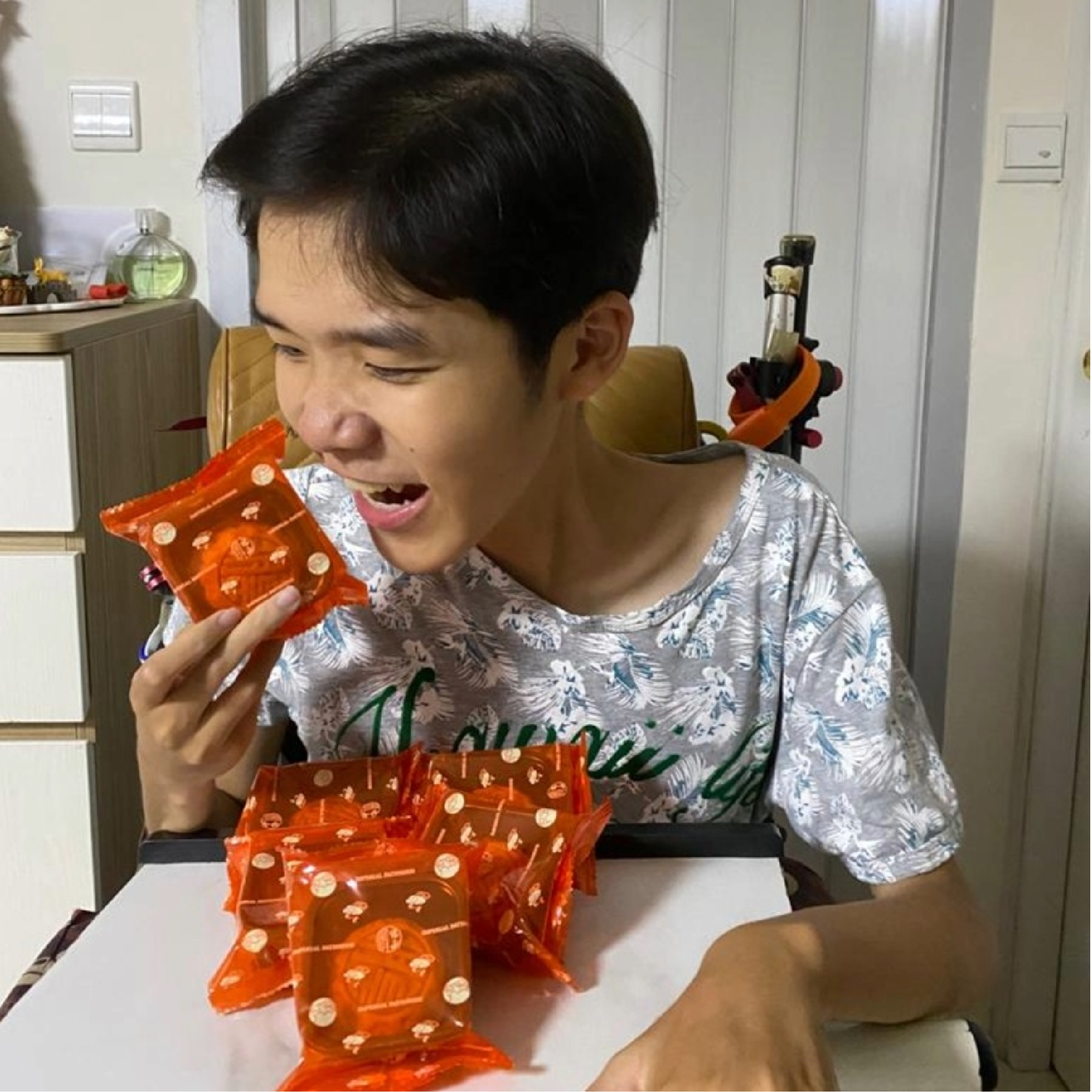 Volunteers send warmth to families with rare diseases to welcome the Full Moon ❤️Create a different Mid-Autumn Festival