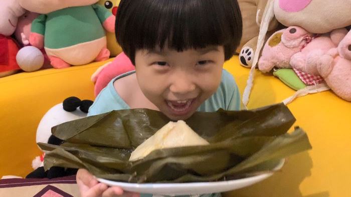 Charity sale on surgical masks x let's eat rice dumplings together