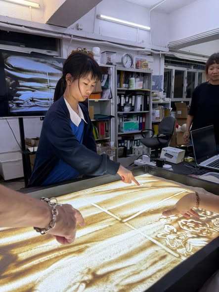 罕友沙畫訴說🖼️ 音樂作伴🎼 — 為管弦樂演奏會綵排🎻